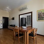 Lucana Διαμέρισμα *